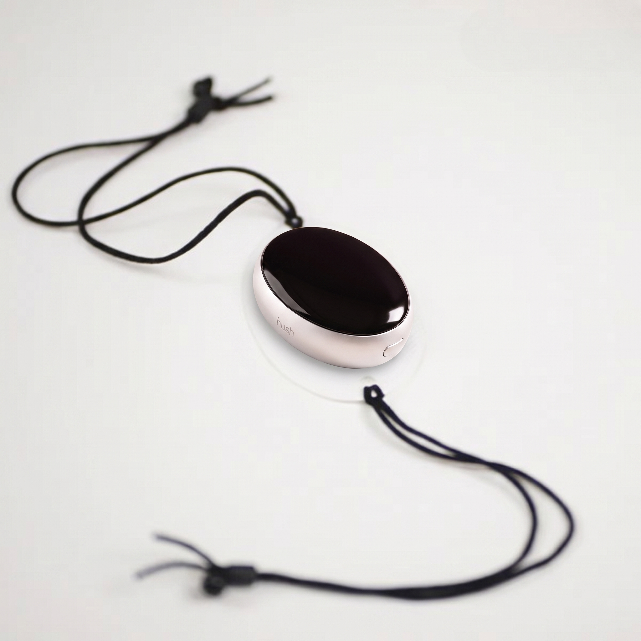 Patch with elastic strap | Hush™